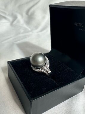 Cultured Tahitian Pearl 14k White Gold Diamond Ring,